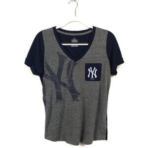 NY Yankees Women's V Neck T-Shirt Short Sleeve Fan Girl Baseball Sports Small